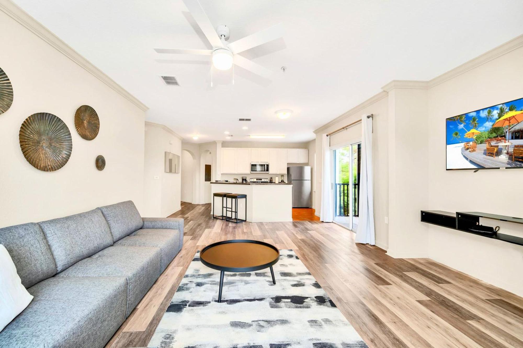 Bright & Modern 2Br Condo With Pool & Hot Tub, Near Disney! Ορλάντο Εξωτερικό φωτογραφία