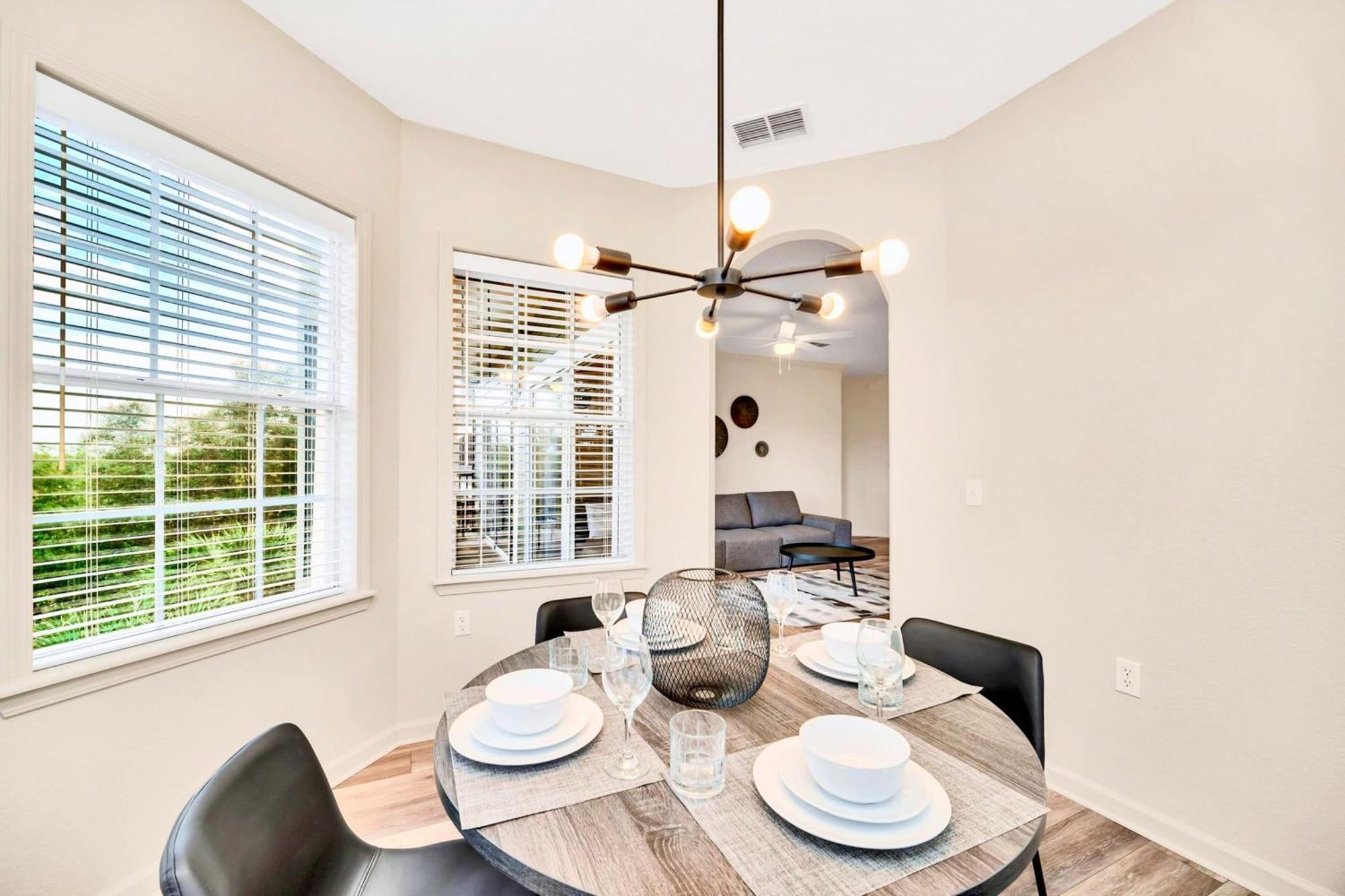 Bright & Modern 2Br Condo With Pool & Hot Tub, Near Disney! Ορλάντο Εξωτερικό φωτογραφία