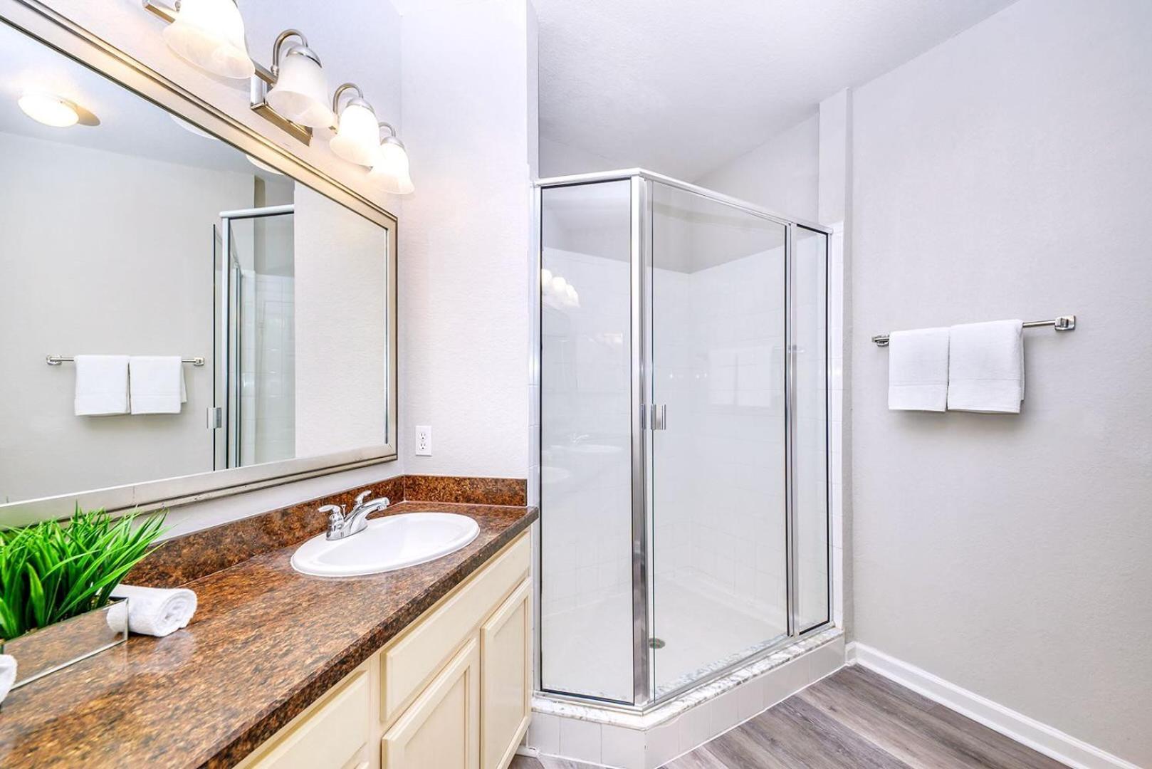 Bright & Modern 2Br Condo With Pool & Hot Tub, Near Disney! Ορλάντο Εξωτερικό φωτογραφία