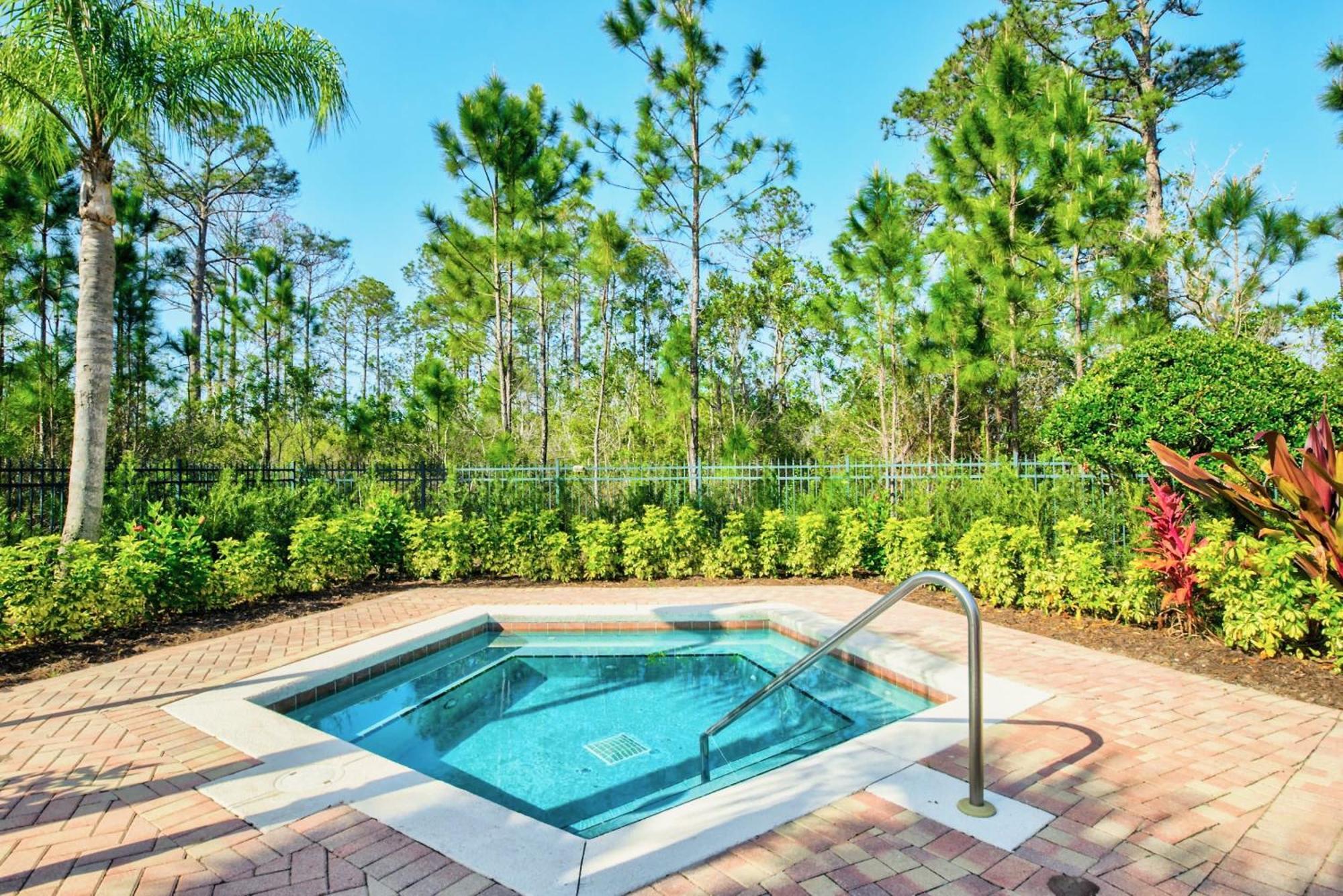 Bright & Modern 2Br Condo With Pool & Hot Tub, Near Disney! Ορλάντο Εξωτερικό φωτογραφία
