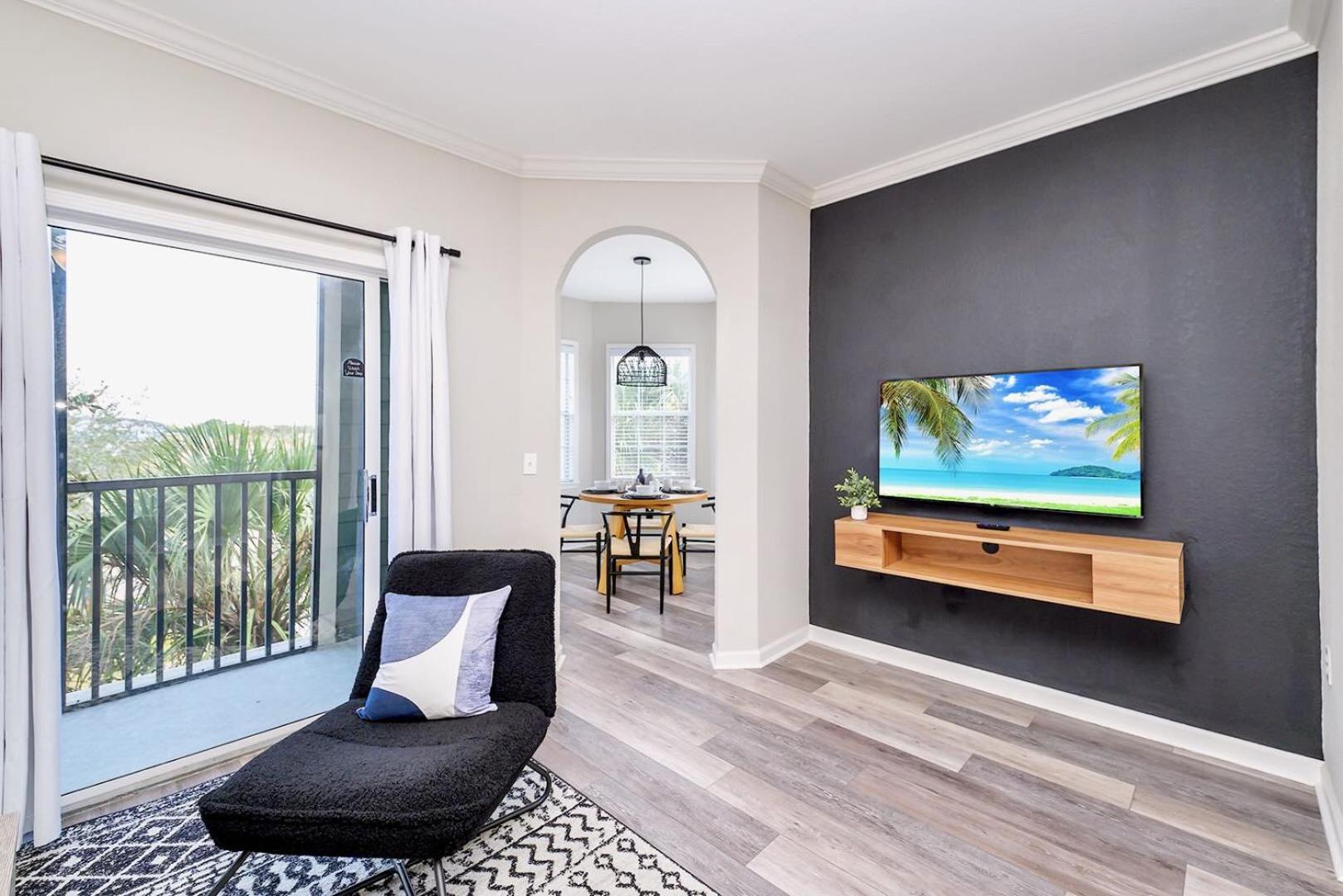 Bright & Modern 2Br Condo With Pool & Hot Tub, Near Disney! Ορλάντο Εξωτερικό φωτογραφία