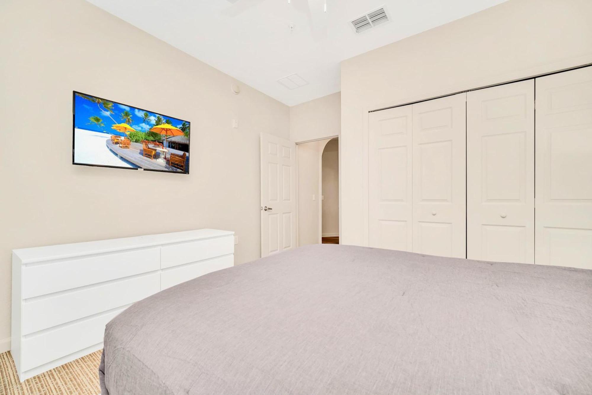 Bright & Modern 2Br Condo With Pool & Hot Tub, Near Disney! Ορλάντο Εξωτερικό φωτογραφία